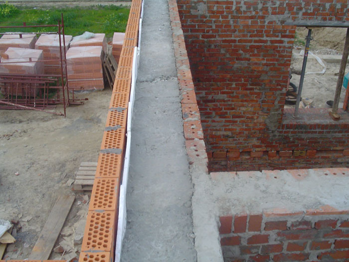 Cottage construction stages